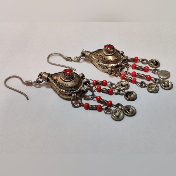 Vintage Moroccan Berber Dangling Earrings - Picture 12 of 16